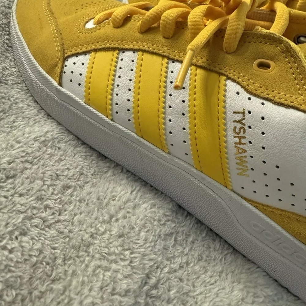 Adidas Originals Tyshawn Low (2023) Gold Size 11 Skateboarding Pretty Much New - Picture 5 of 7